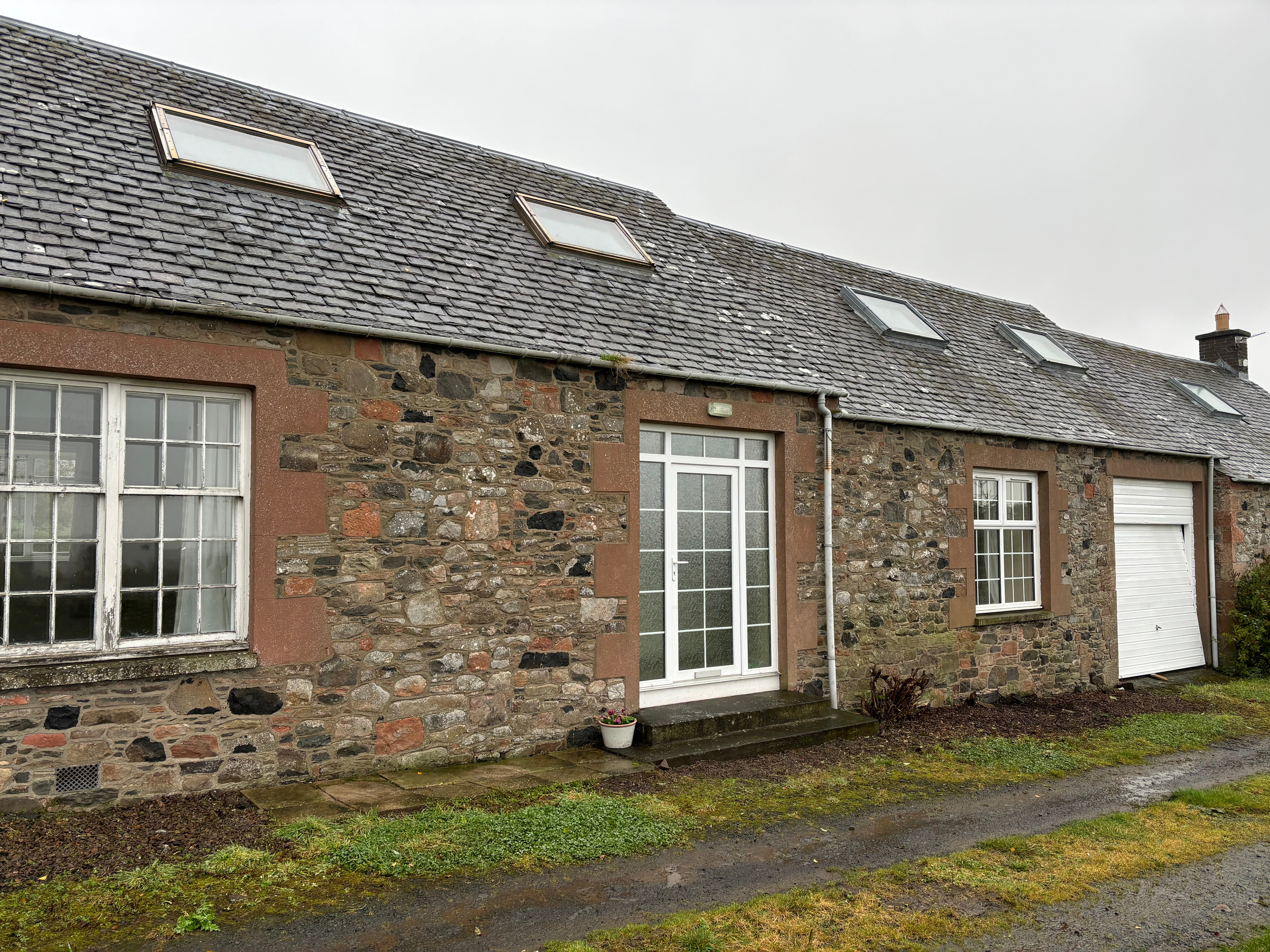House Earlston Road in Newtown St Boswells