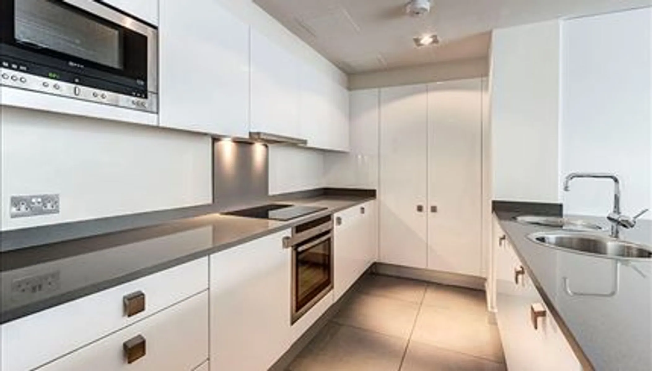 Flat Fulham Road in Greater London