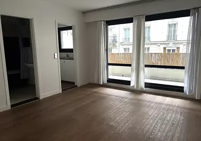 Flat Rue Rémy Dumoncel in Paris