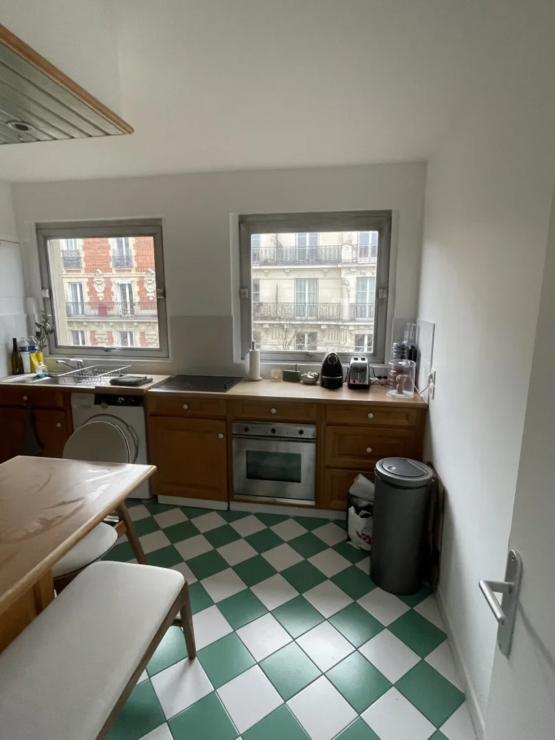 Flat Rue Caulaincourt in Paris