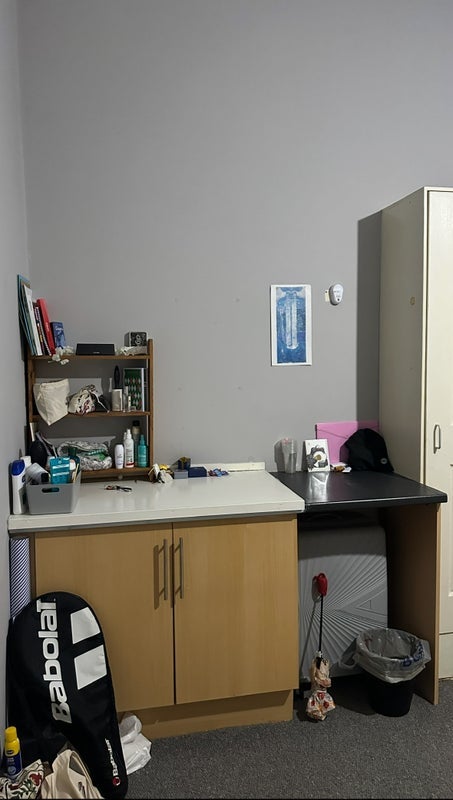 Room Clouston Street in Glasgow