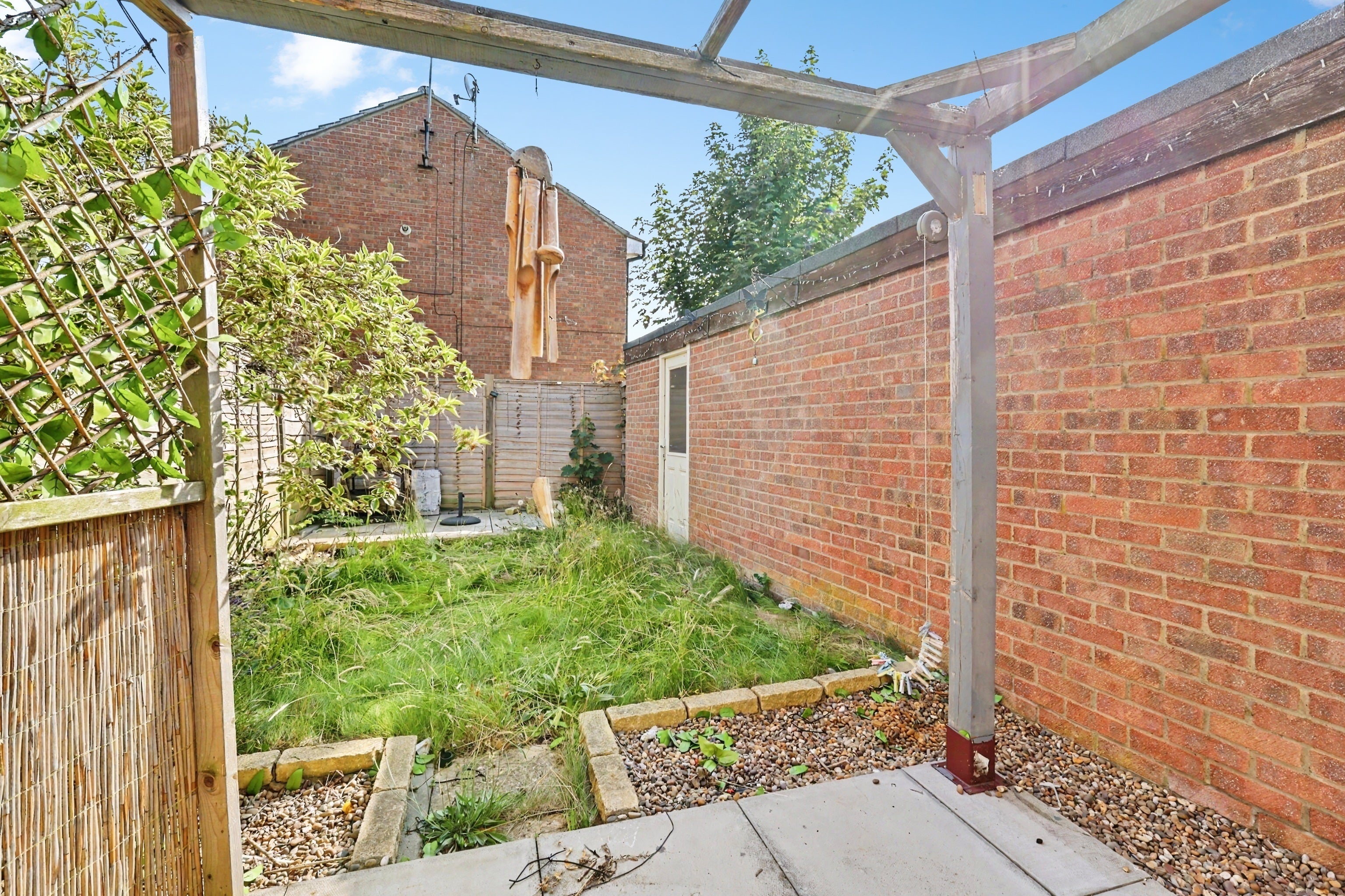 House Dore Close in Northampton