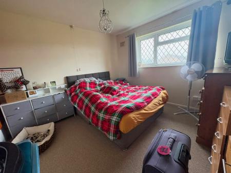 House Wood Park in Ludgershall