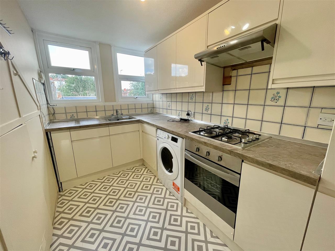 Flat Woodland Rise in Greater London