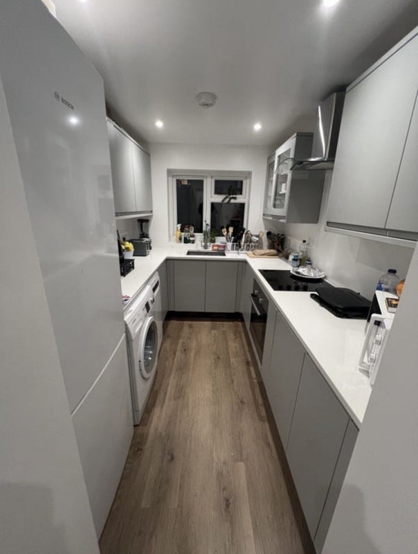 Room Liberty Avenue in Greater London