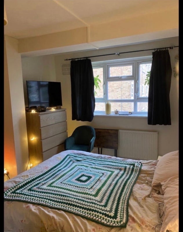 Room Westhouse Close in Greater London