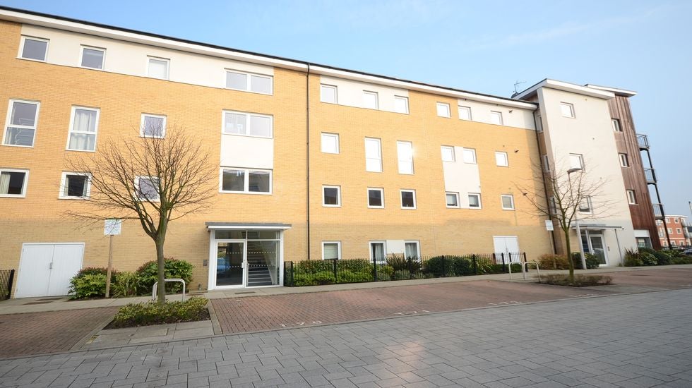 Flat Havergate Way in Reading