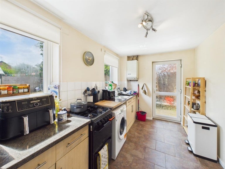 House Holder Close in Stratford-on-Avon