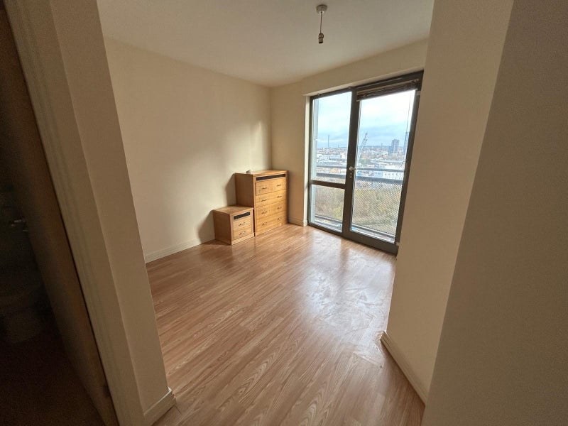 Room Victoria Road in Greater London