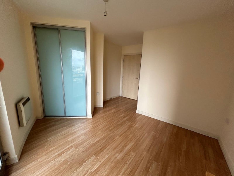 Room Victoria Road in Greater London