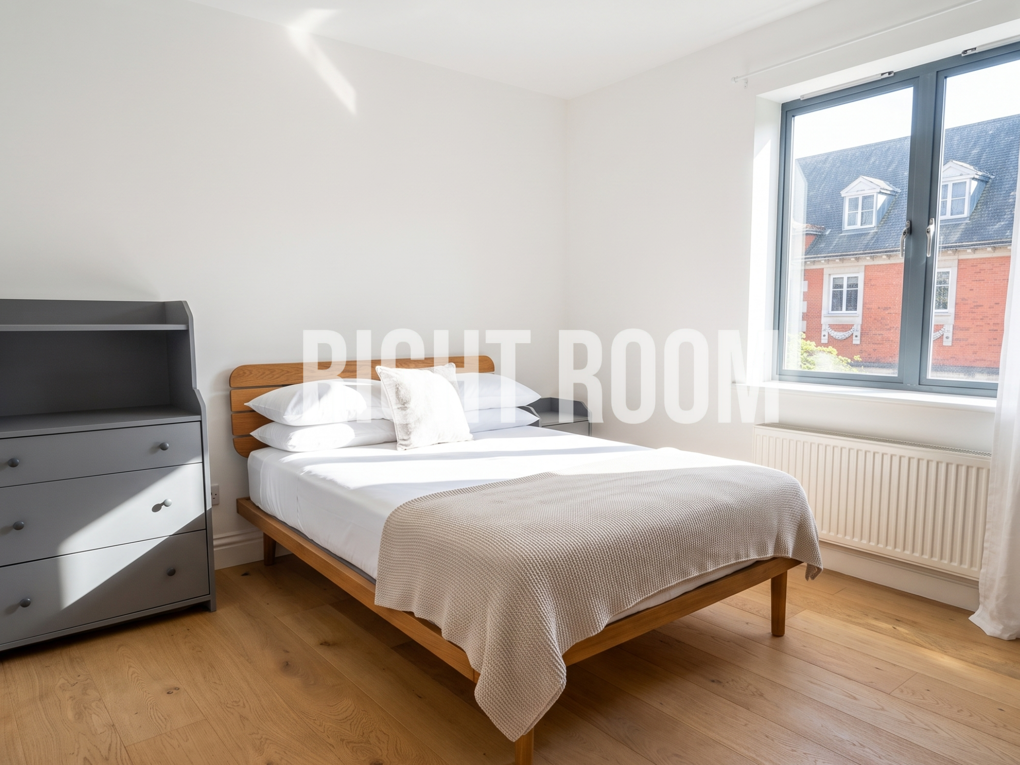 Flat Blenheim Court in London