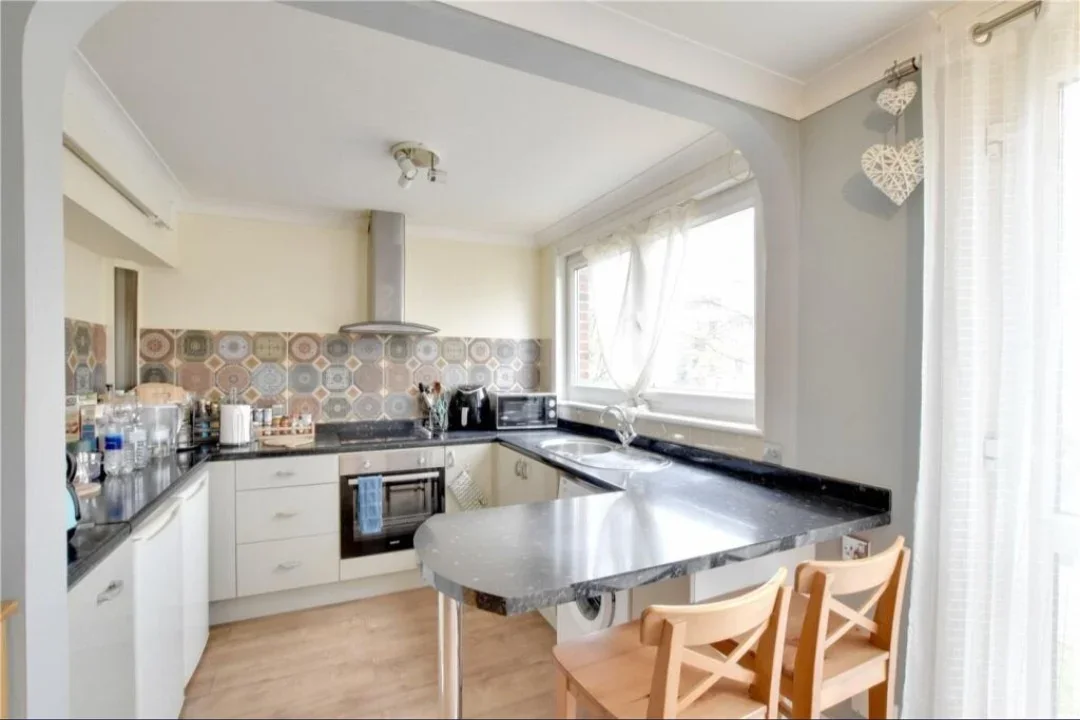 Flat Hevelius Close in Greater London