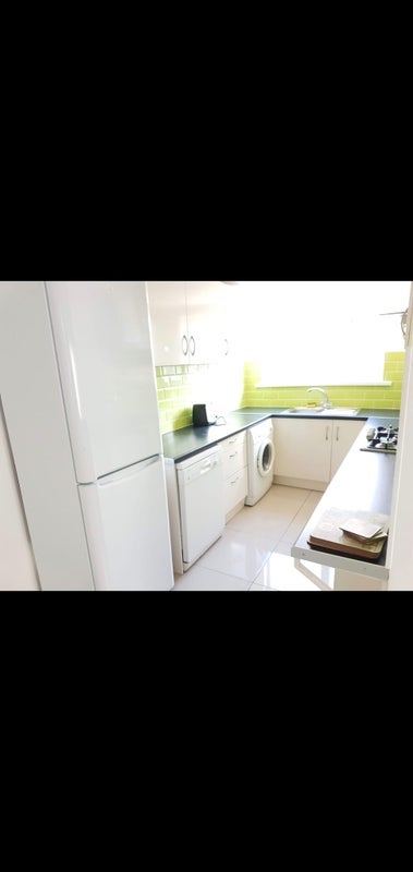 Room Pentyrch Street in Cardiff