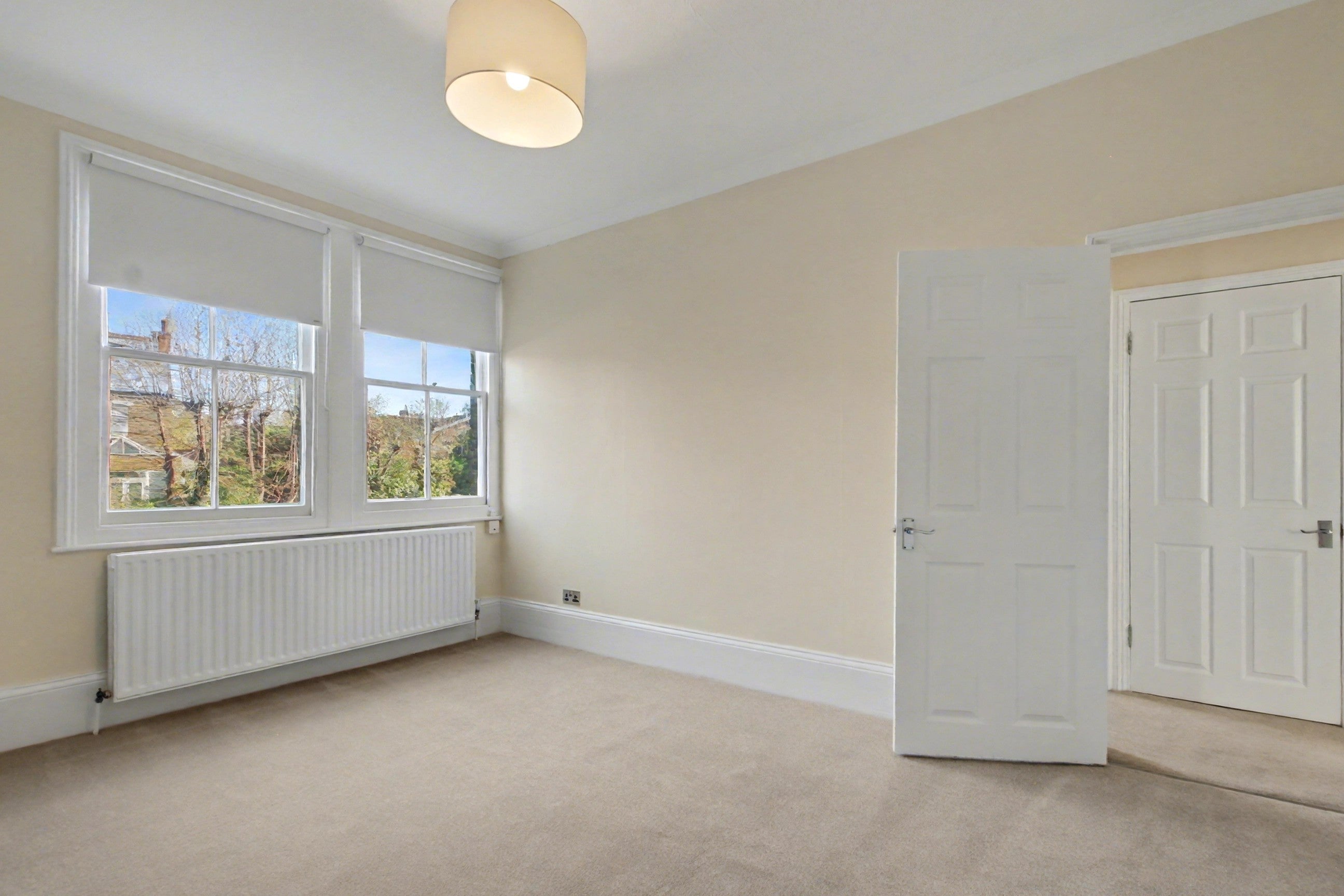 Flat New Wanstead in Greater London