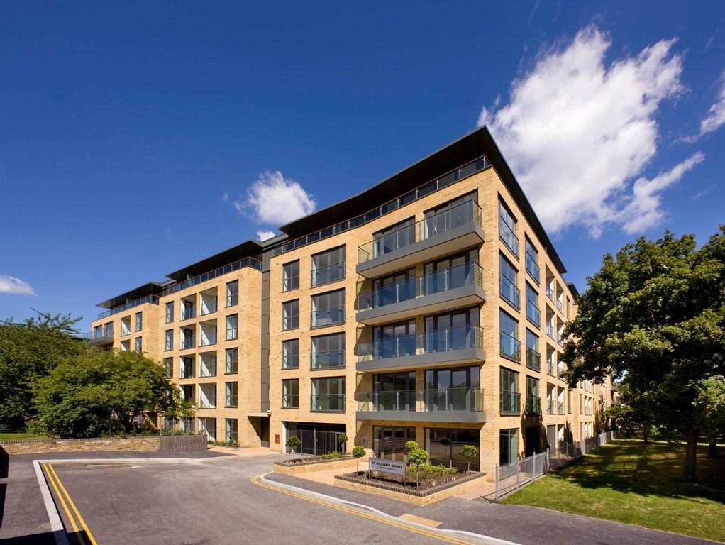 Flat Gifford Street in Greater London