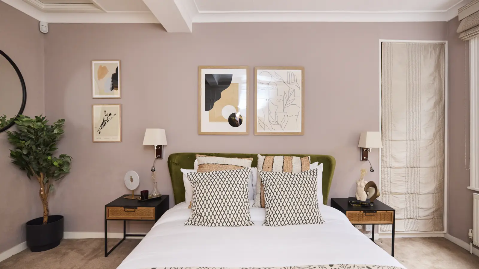 Flat Campden Hill Road in Greater London