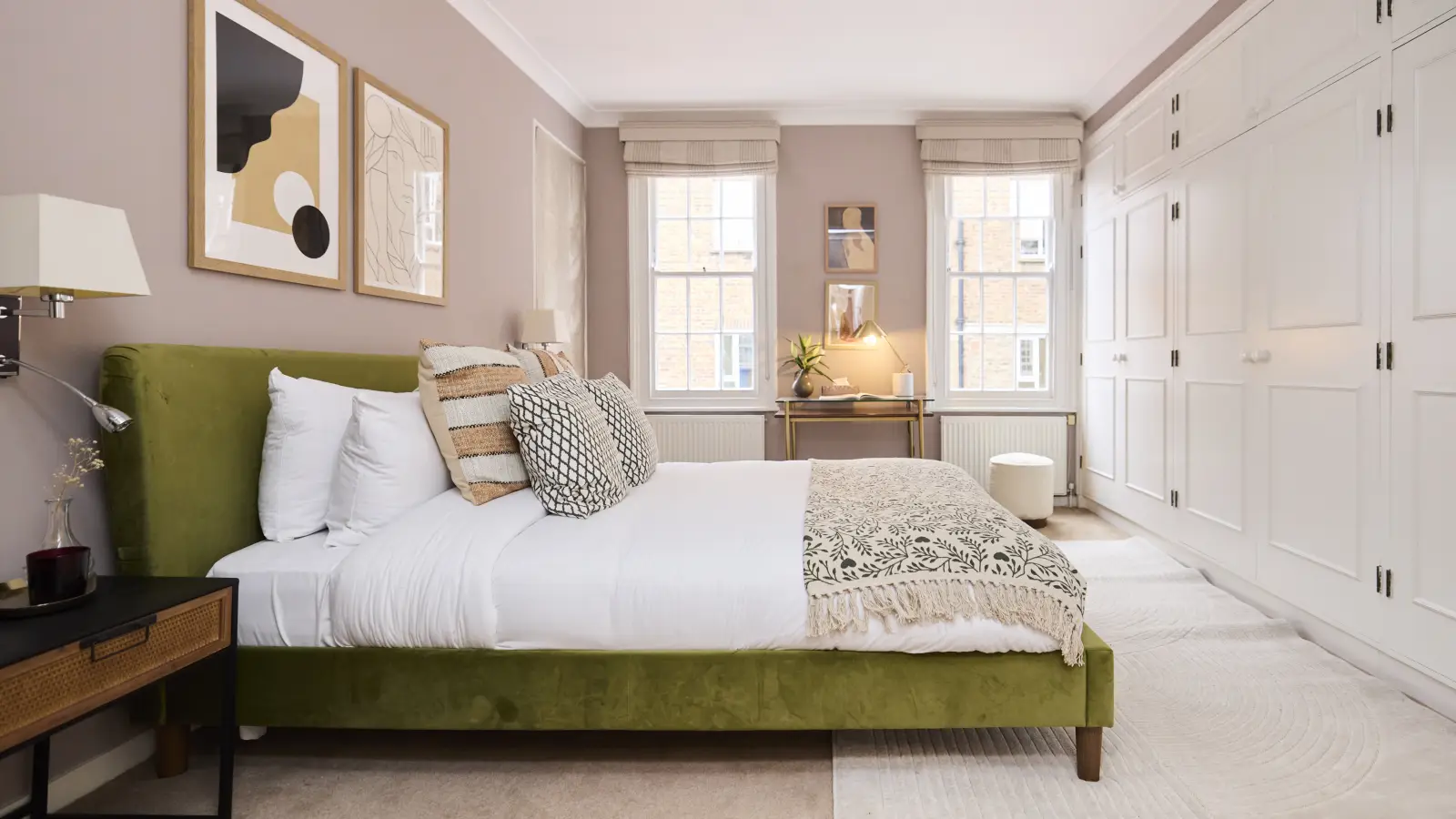 Flat Campden Hill Road in Greater London