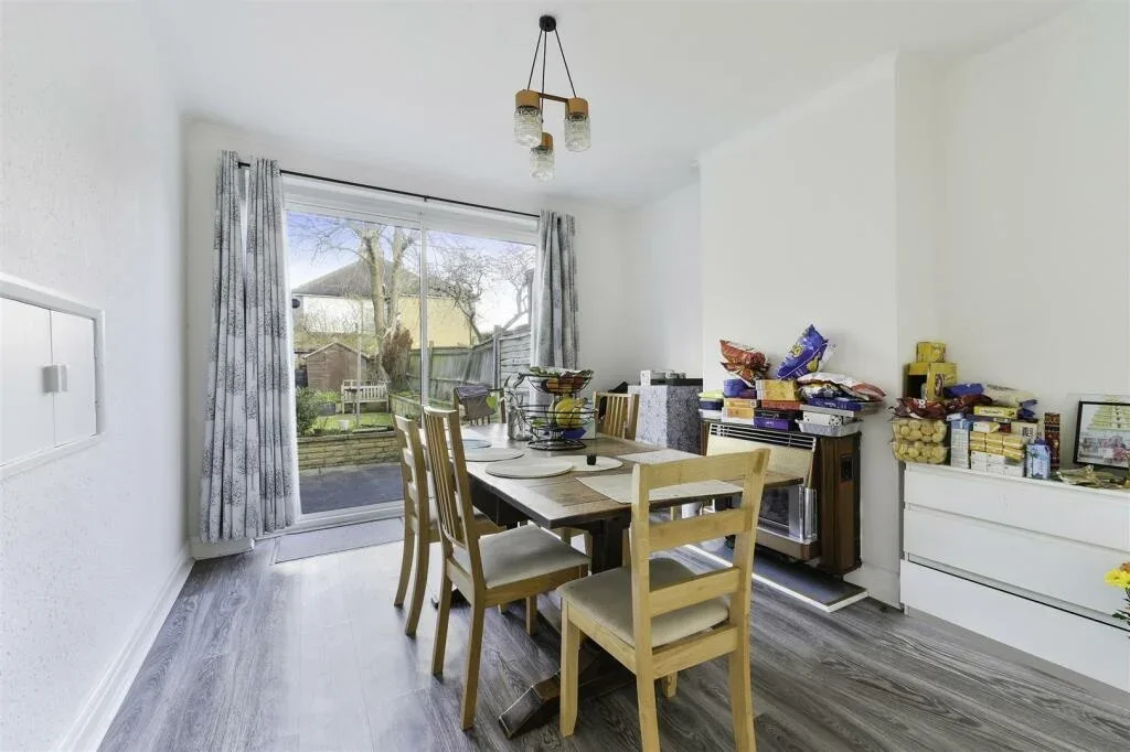 House Sparrow Farm Road in Greater London