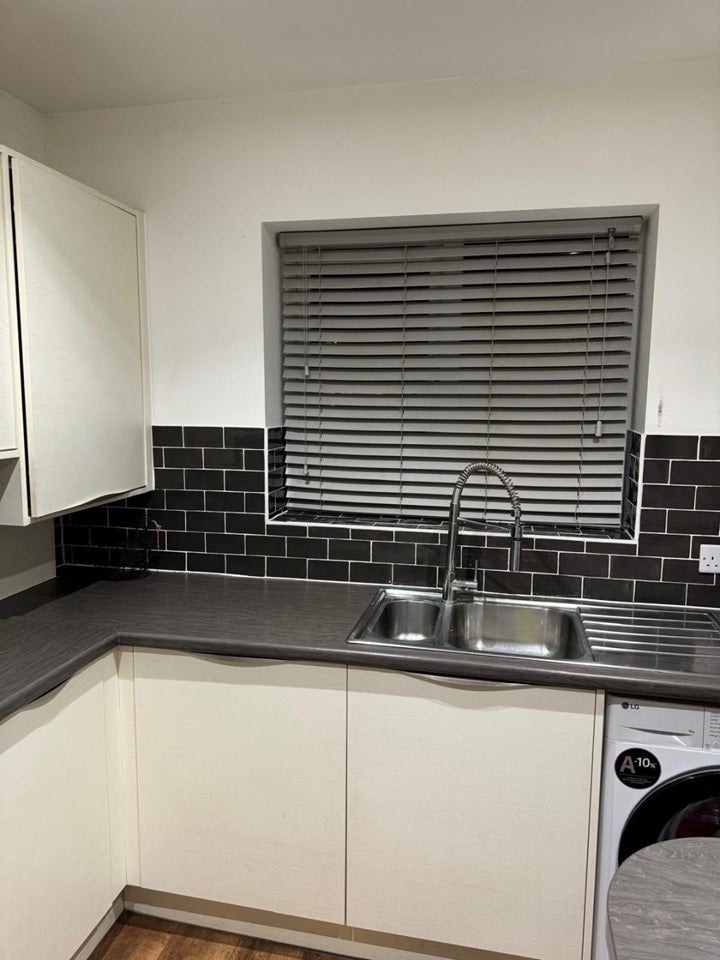 House Crammavill Close in Grays