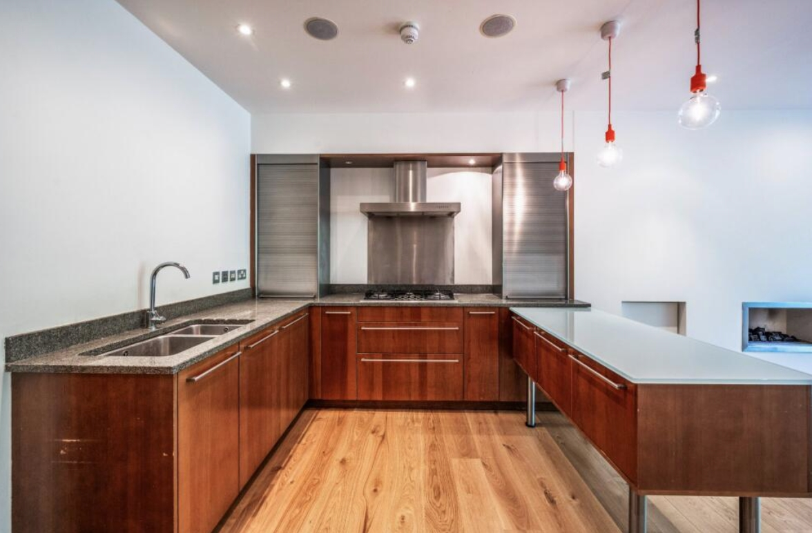 House Tercelet Terrace in Greater London