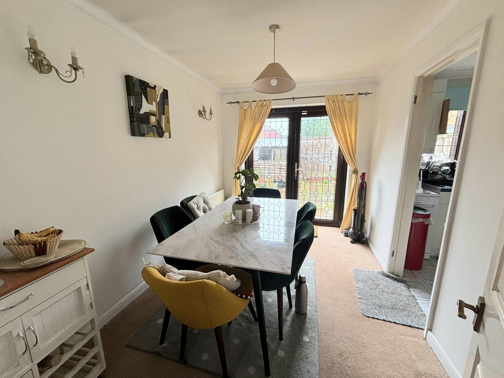 House Whites Close in Dartford