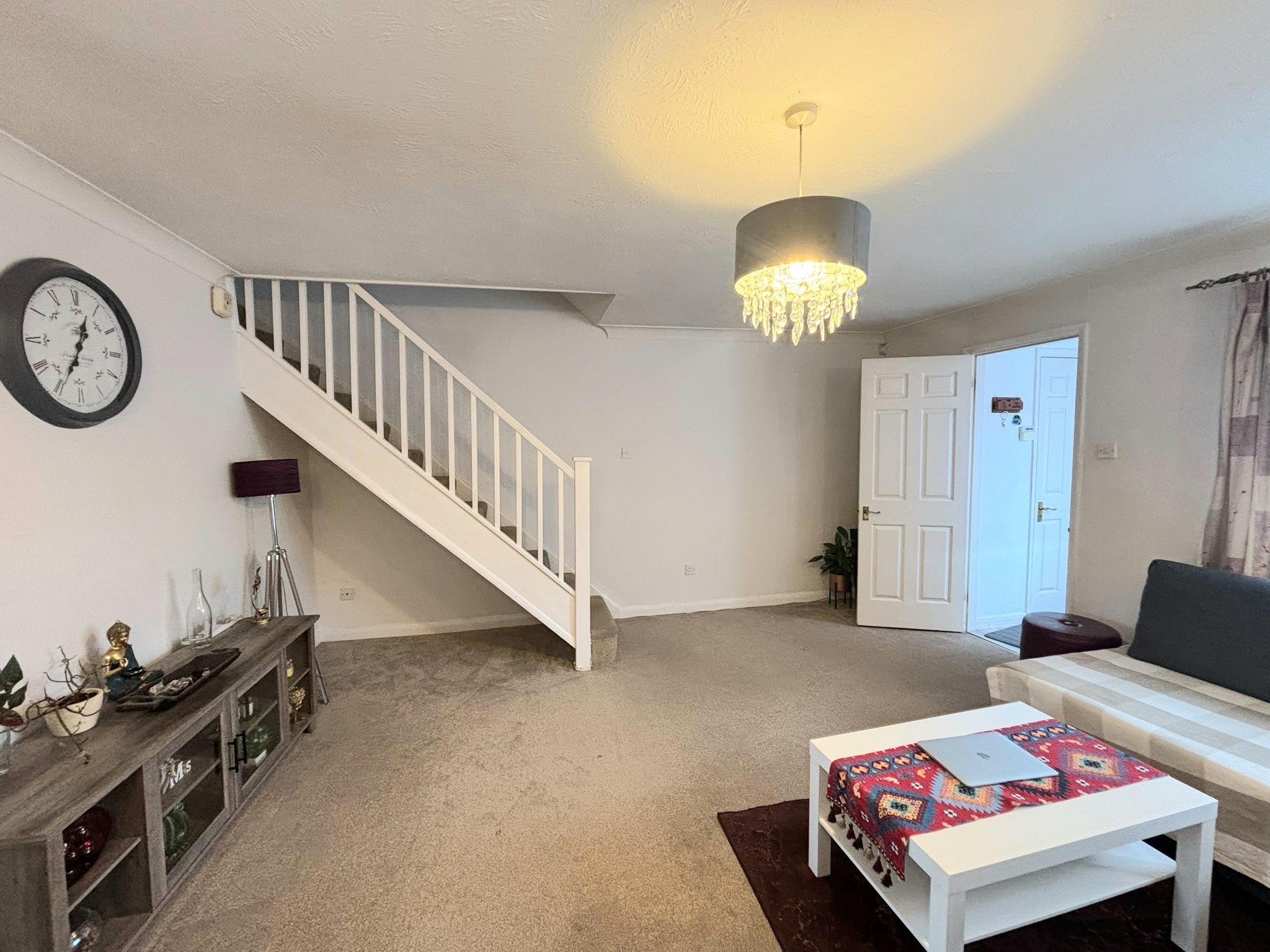 House Whites Close in Dartford