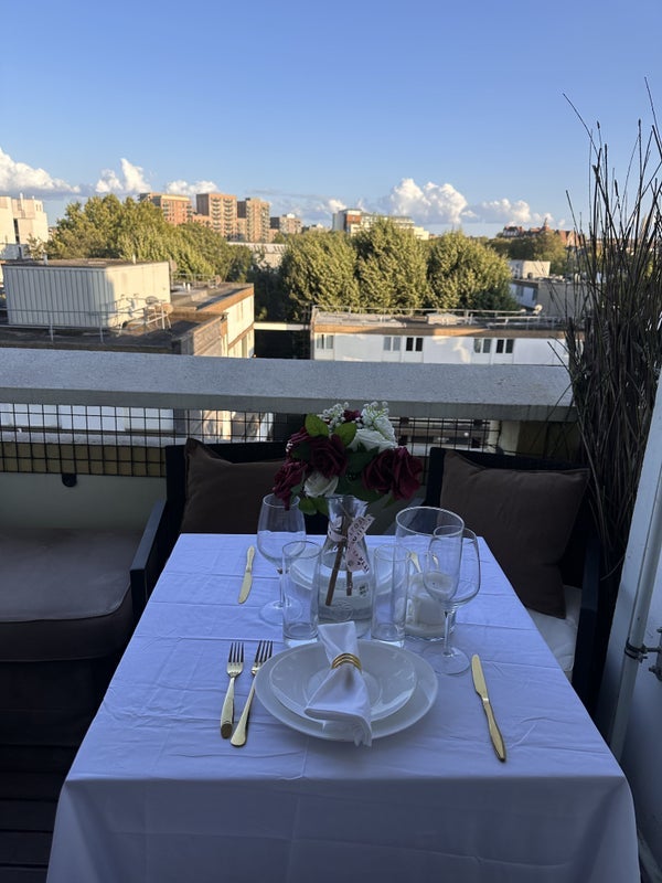 Room Grant Road in Greater London