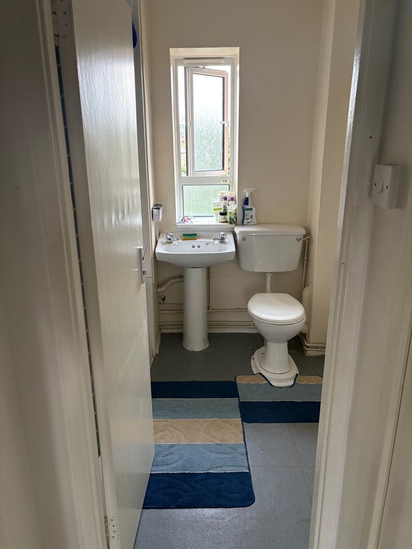 Flat Glazebrook Close in Greater London