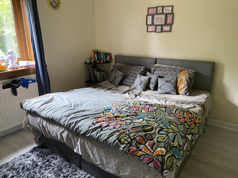 Room Carmunnock Road in Glasgow