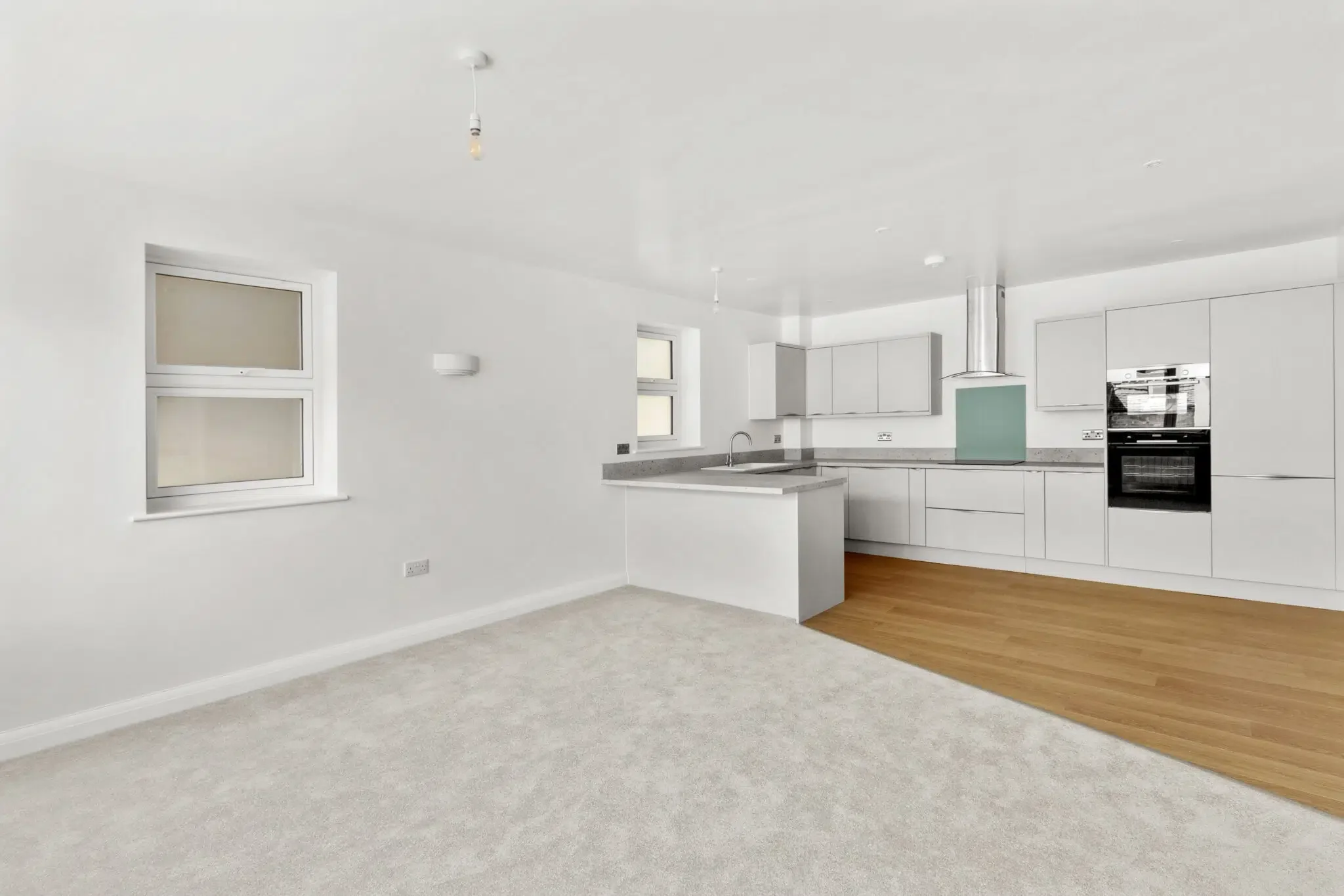 Flat Malthouse Square in Princes Risborough