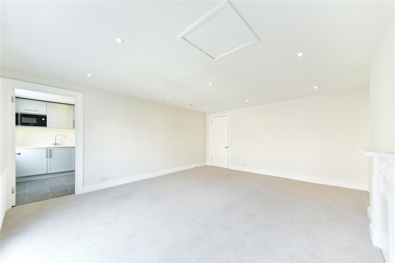 Flat Bedford Place in Greater London