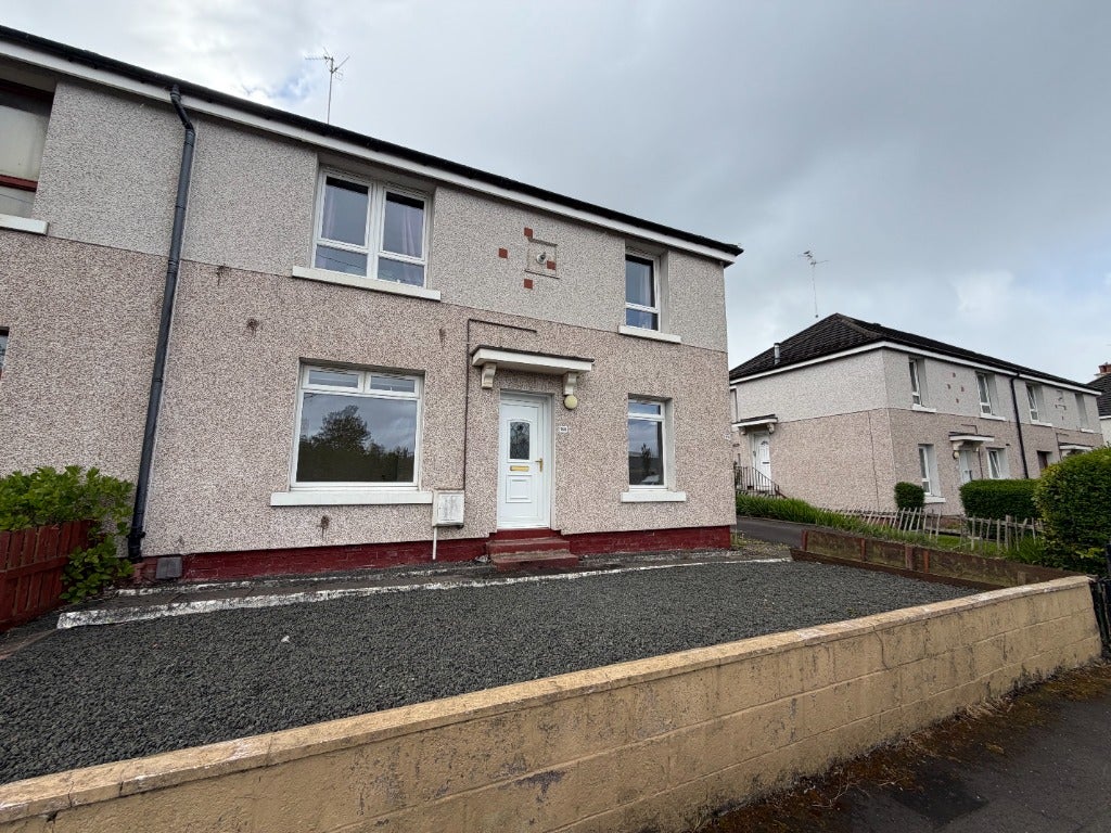 House Mosspark Drive in Glasgow