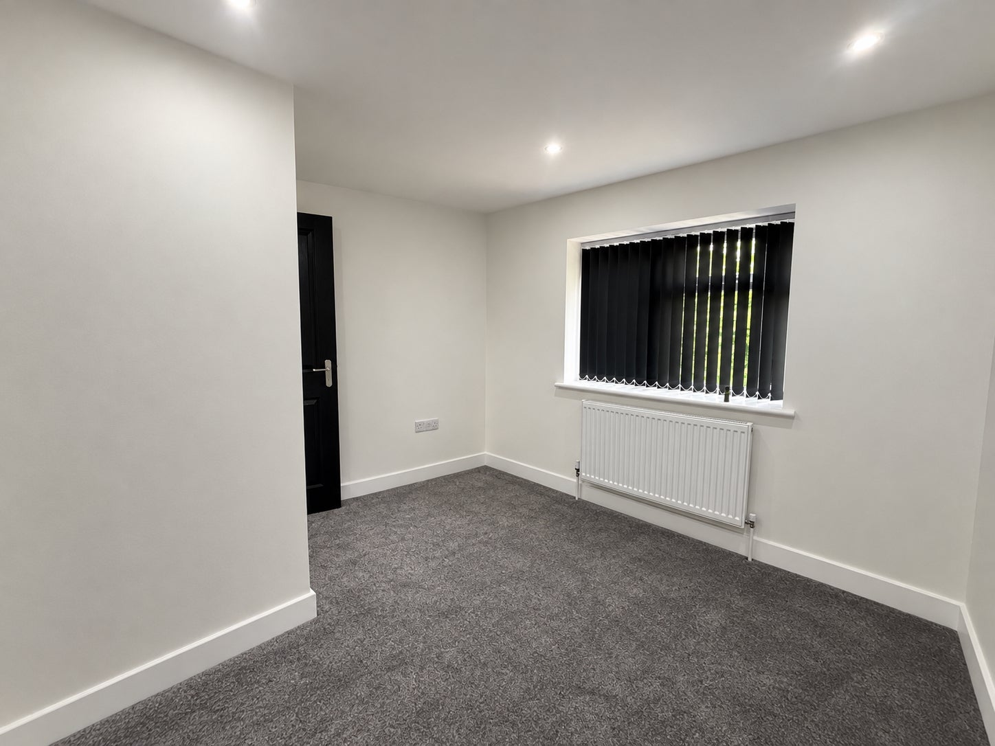Room Queen Margaret's Road in Coventry
