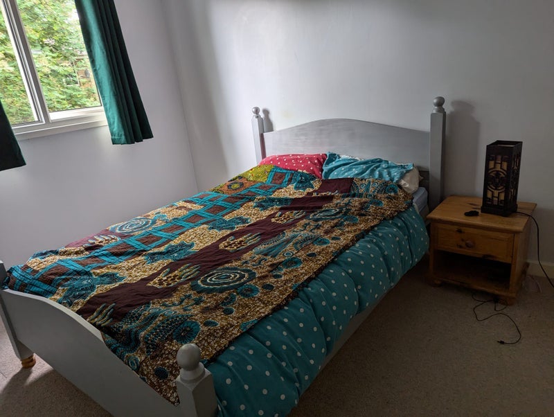 Room Brindley Crescent in Sheffield