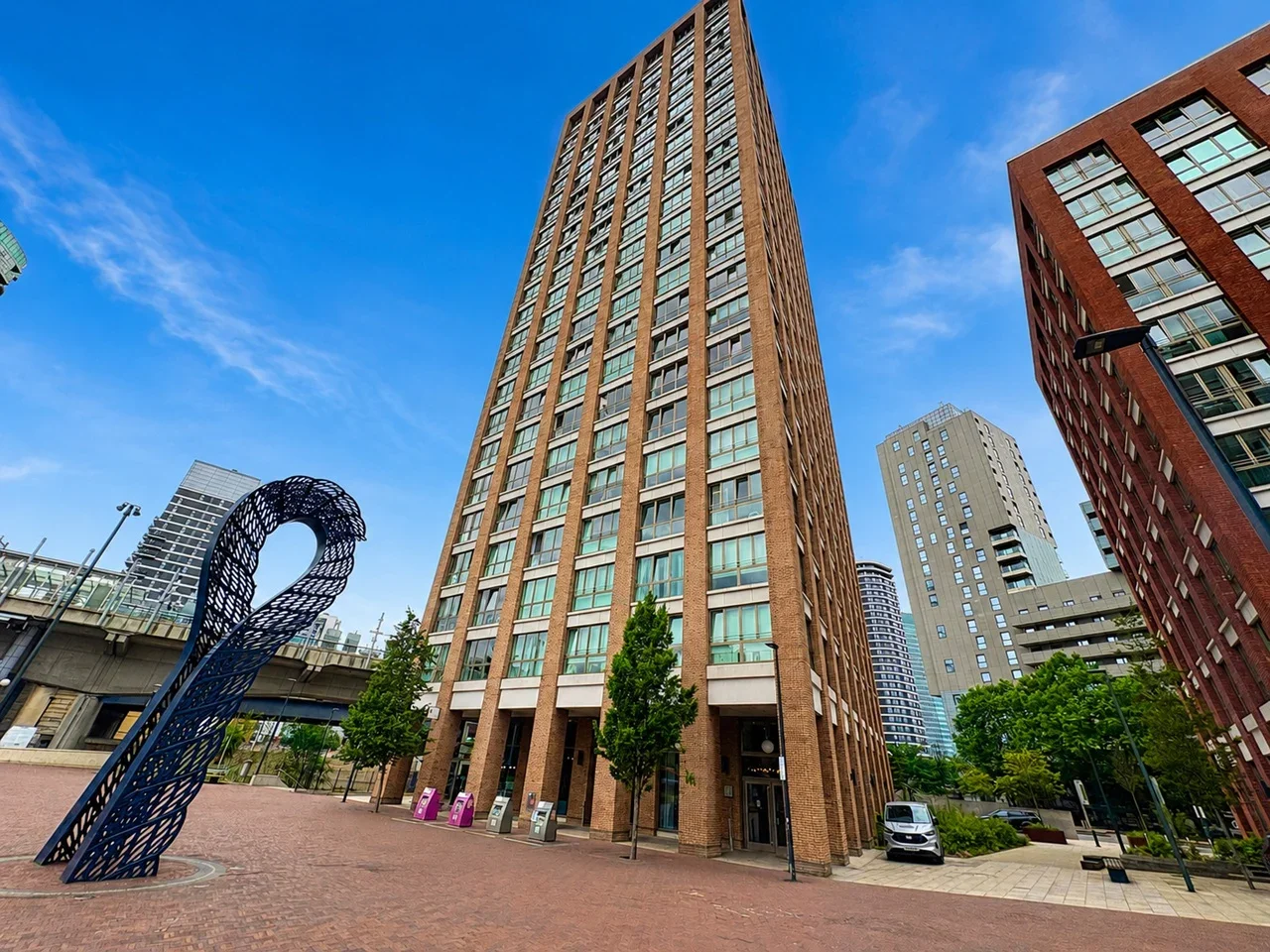 Flat Arniston Way in Greater London