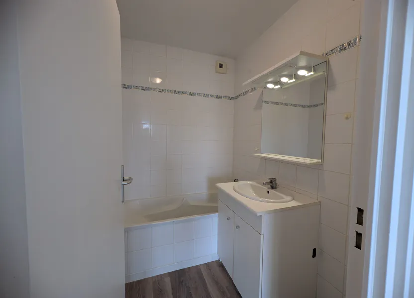 Flat Rue de Coureilles in La Rochelle