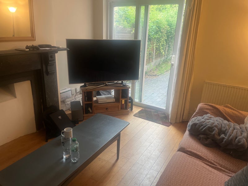 Room Poplar Avenue in Birmingham