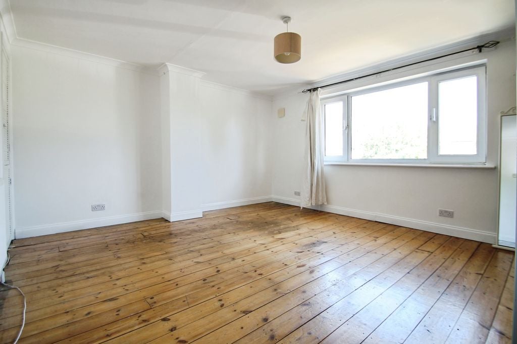House Kerstin Close in Greater London