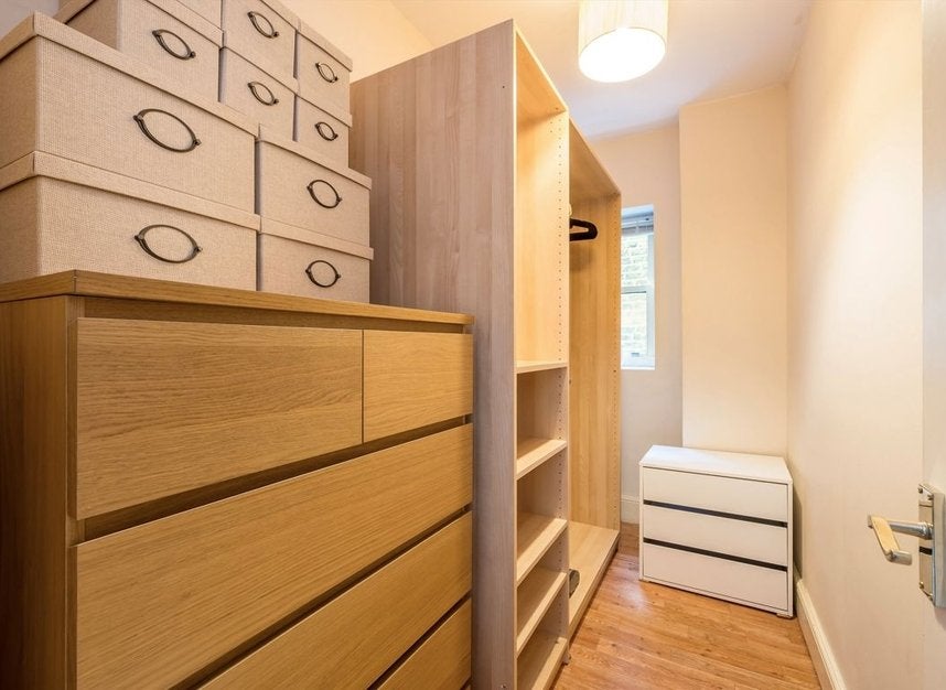Flat Monmouth Road in City of Westminster