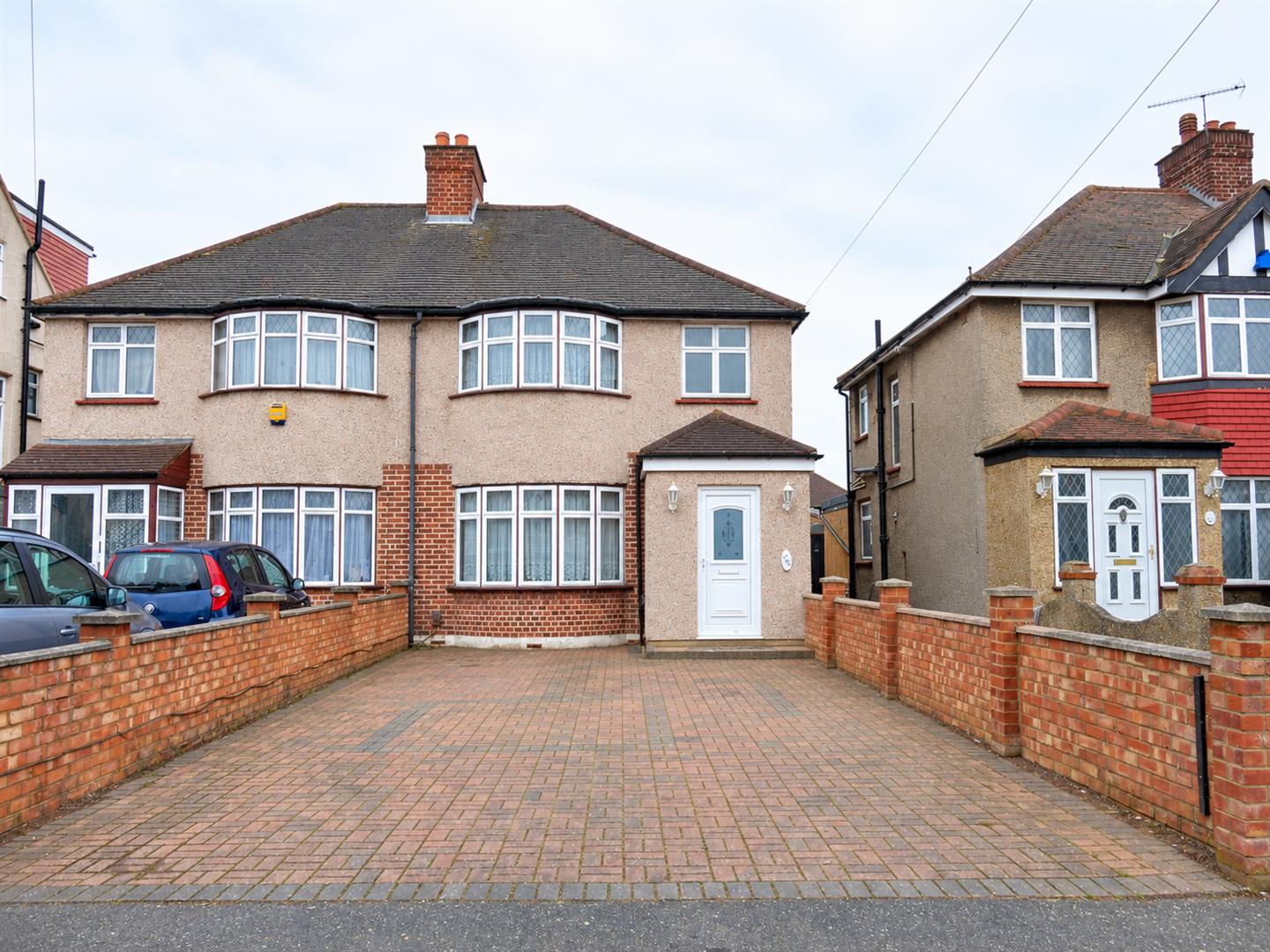 House Waltham Avenue in Greater London