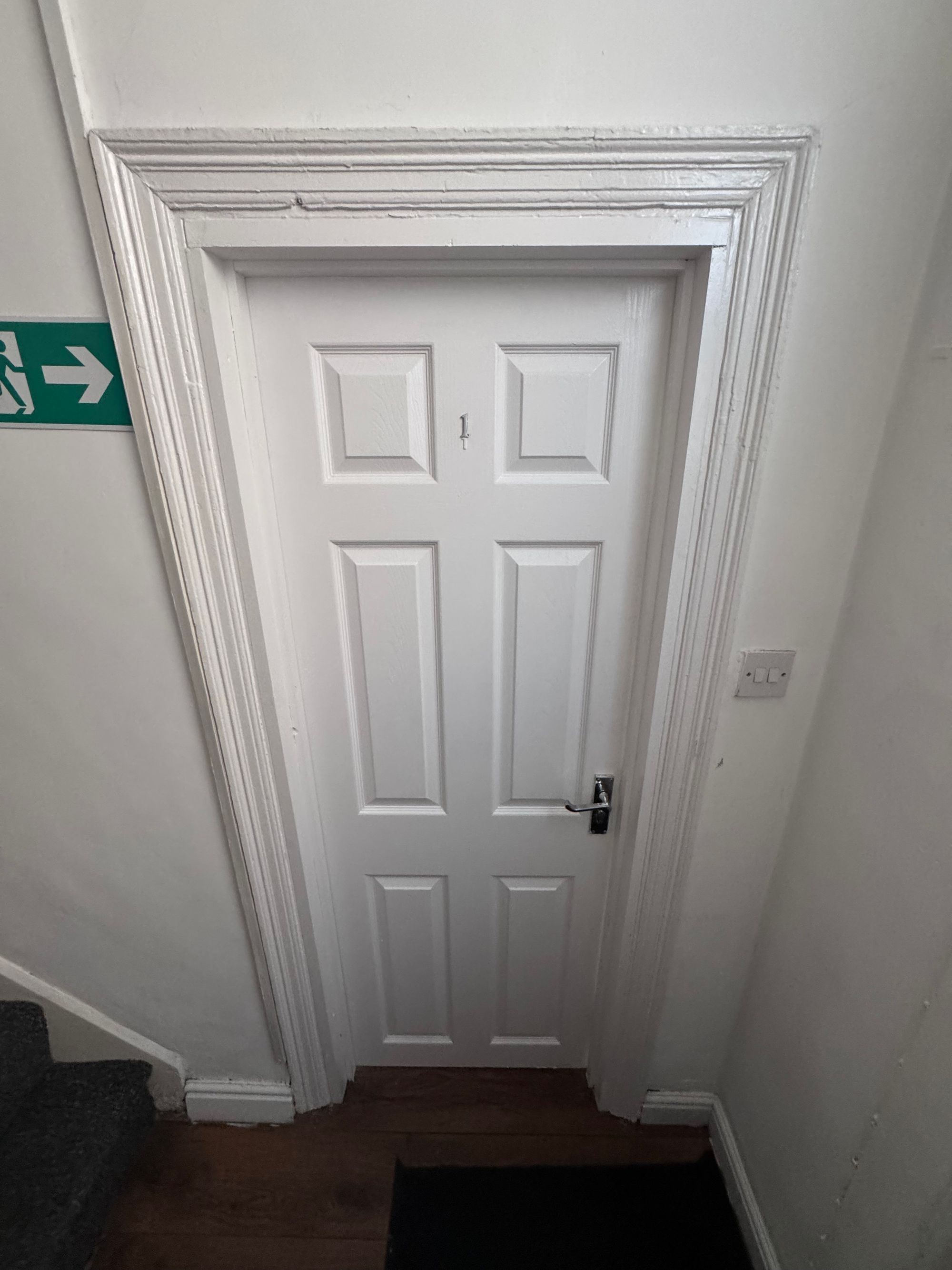 Room Lythalls Lane in Coventry