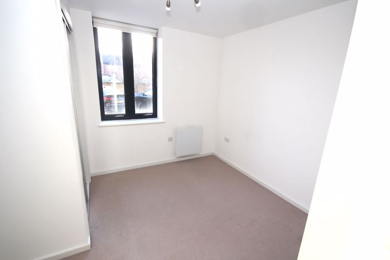 Flat Wenman Road in South Oxfordshire