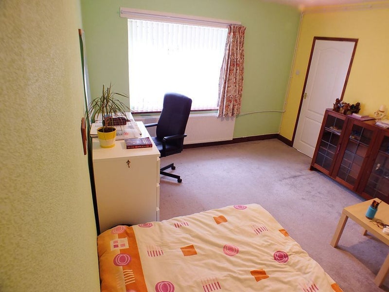 Room Sorrel Close in Coventry