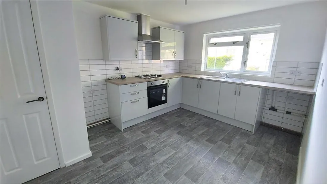 Flat Idris Davies Place in Tredegar