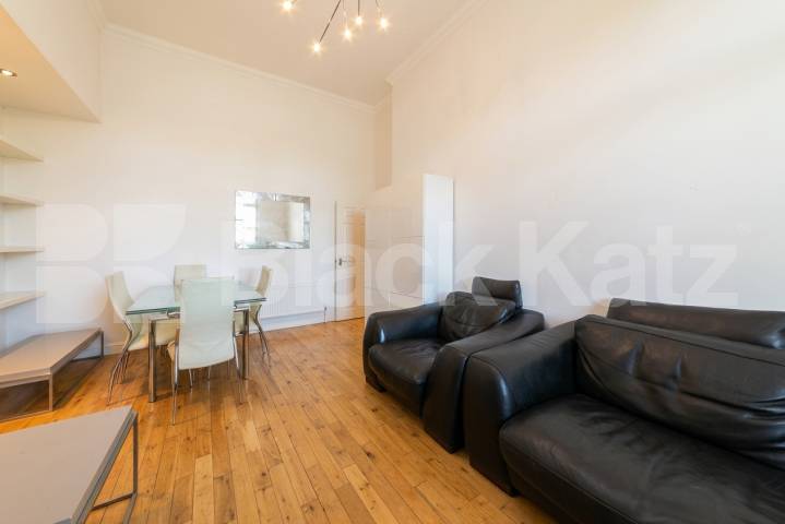 Flat Iverson Road in Greater London