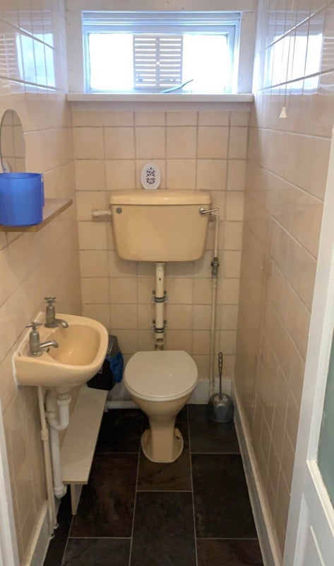 Room College Gardens in Greater London