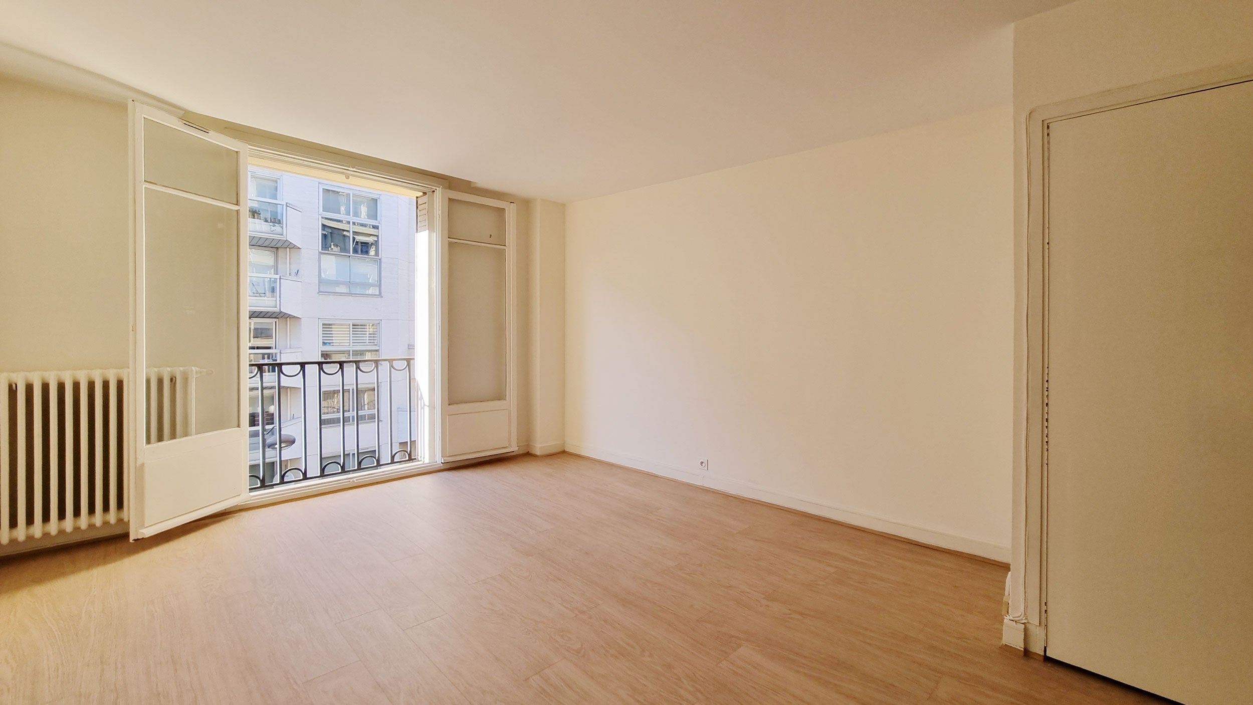 Flat Rue de Chaillot in Paris
