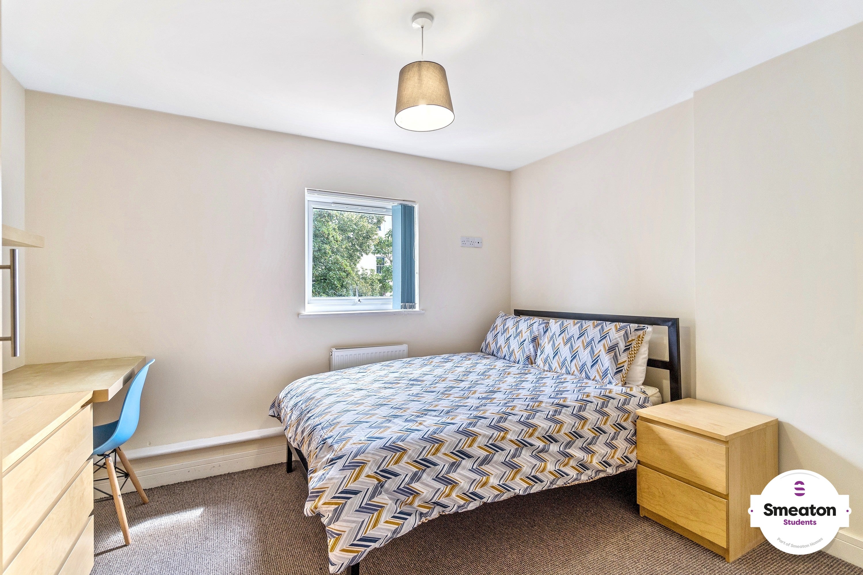 Flat Harwell Street in Plymouth