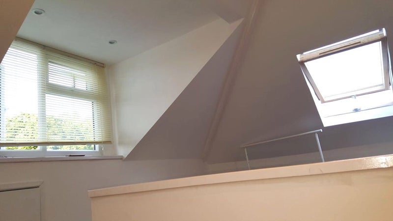 Room Hedge Lane in Greater London