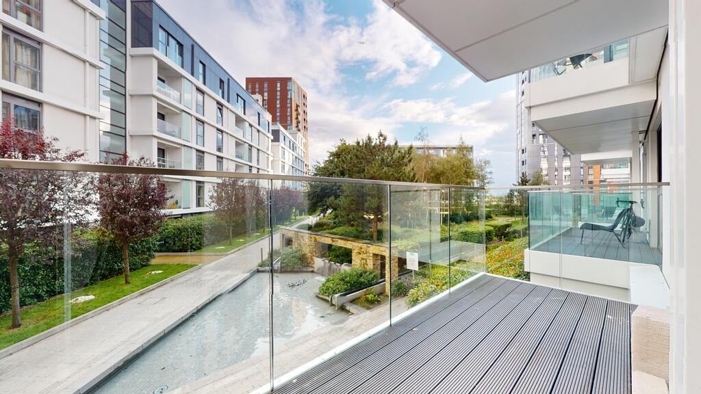 Flat Wandsworth Road in Greater London